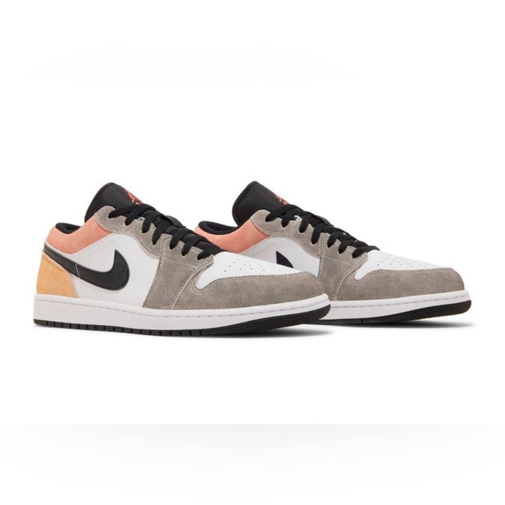 Air Jordan 1 Low Flight Club